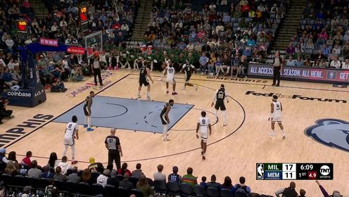 《NBA全场集锦》艺高人胆大！杰克逊乱军丛中滞空大拉杆轻松得手