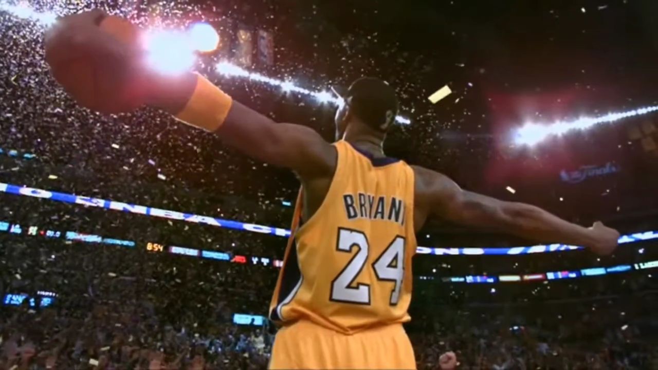 06年科比场均35.4分,mvp票选时仅排第4位,排在他前面3人是谁?