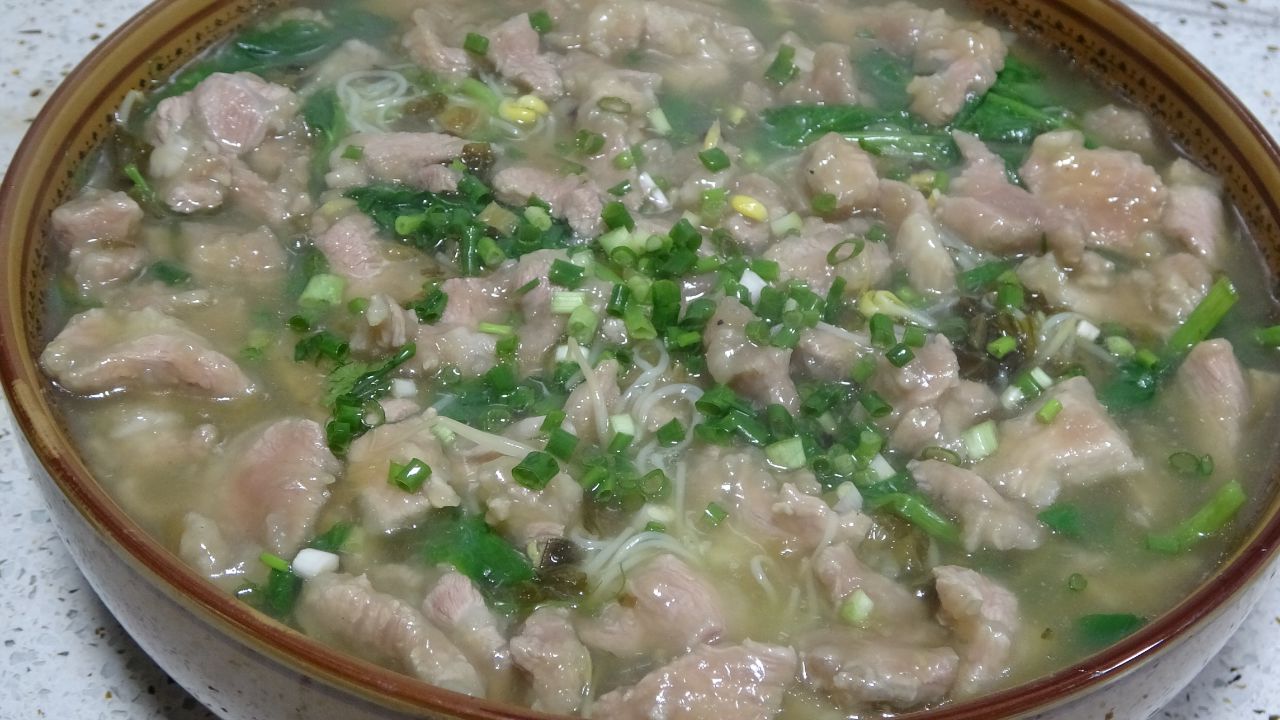 酸菜小滑肉图片