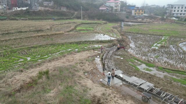 城步:抢抓工期加速推进高标准农田建设