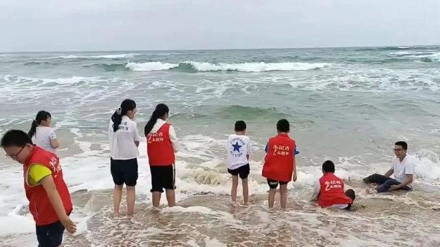 《七彩少年》小记者——星辰大海 筑梦成长