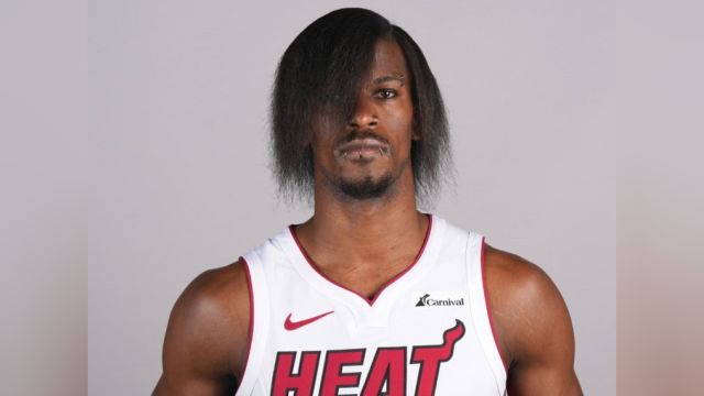 打倒男孩组合新歌：巴特勒出演MV放飞自我，紫衣大秀舞姿拿捏气质