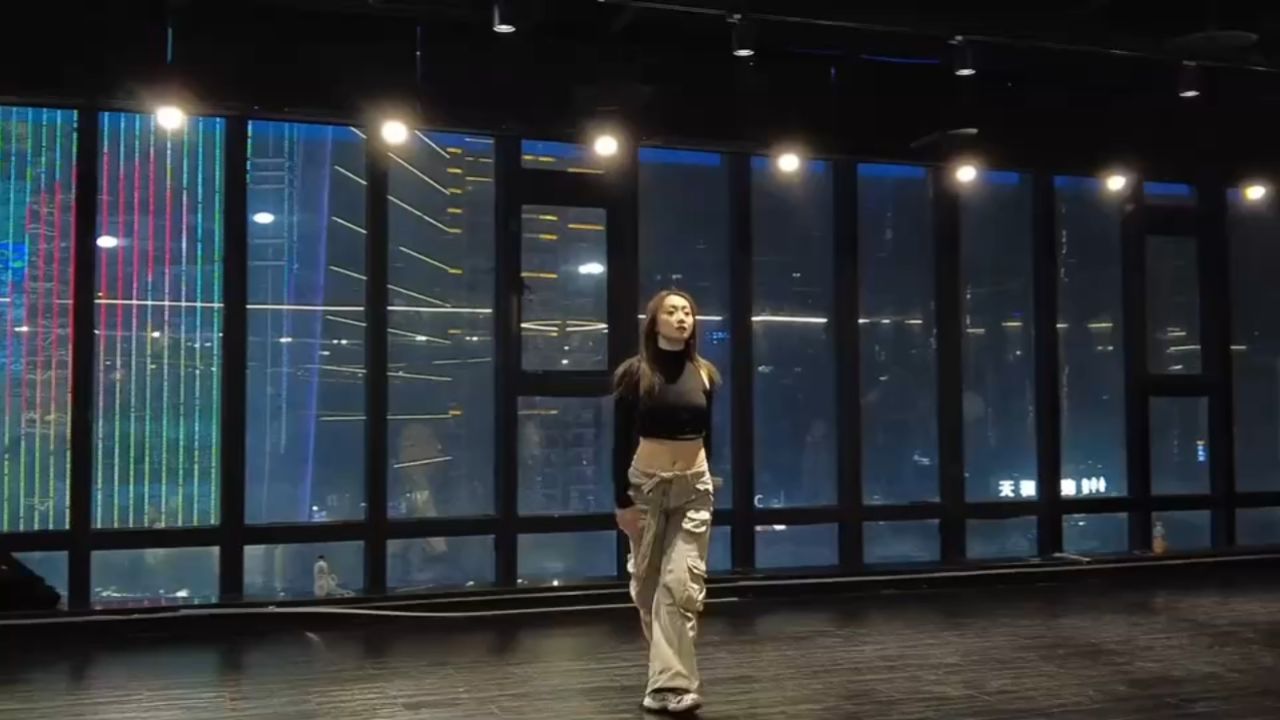 漂亮姐姐为你跳舞,你敢看吗?