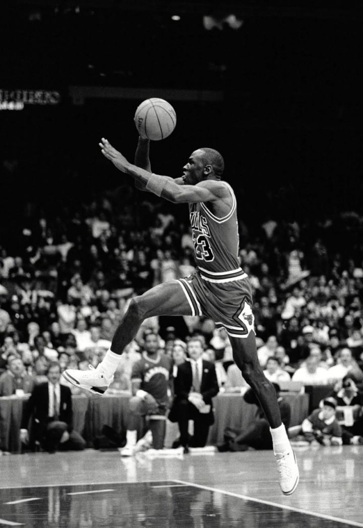 迈克尔乔丹 #爱德华兹太像乔丹了 #永远的篮球 #篮球 #最喜欢的nba