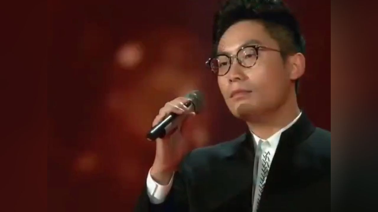 张明敏儿子张颂华演唱《我的中国心》,其唱功不输父亲