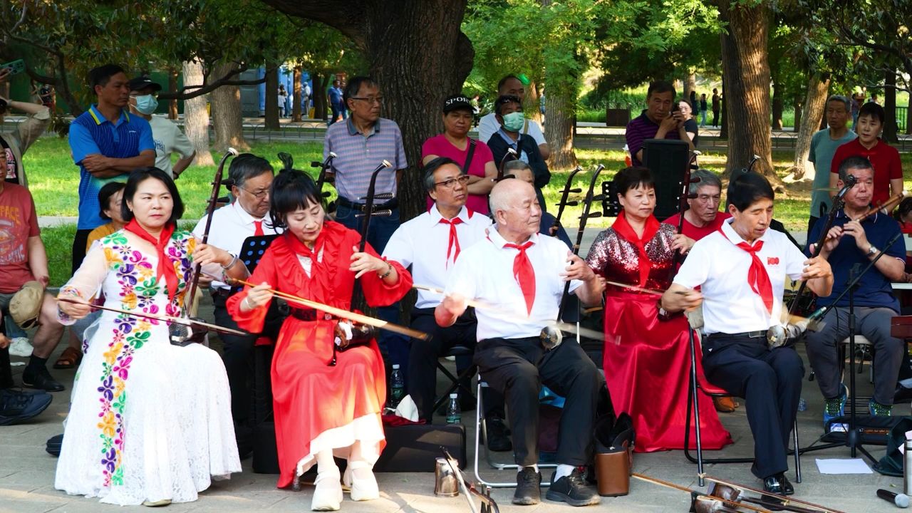 器乐合奏《赛马》,北京天坛琴之声民乐队