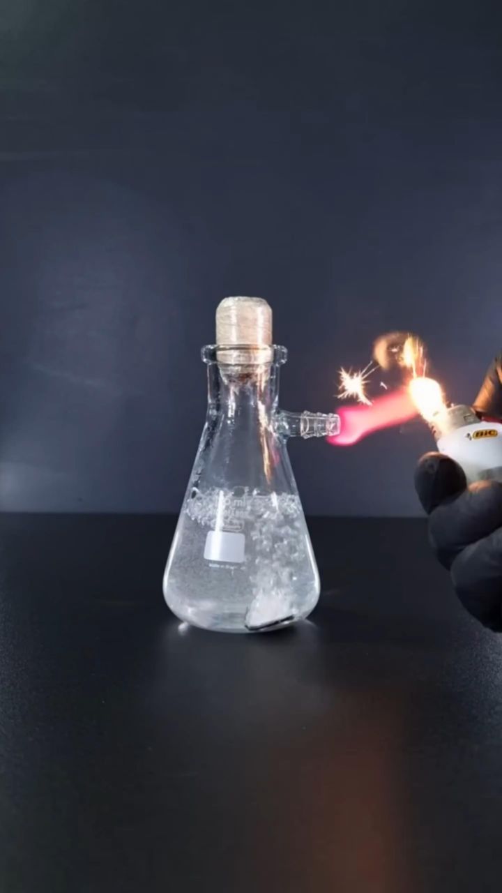 碱金属的(碱金属的熔沸点变化规律) 第1张