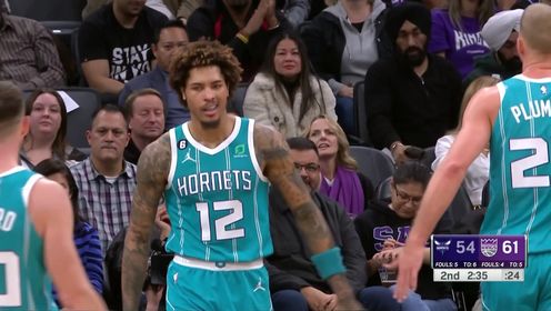 《NBA全场集锦》回顾黄蜂vs国王交战记录 两队谁能得到最后的胜利
