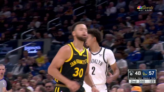 根本不需要找投篮节奏 库里强投三分依旧一箭穿心