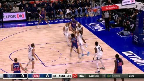 《NBA全场集锦》坎宁安声东击西吸引火力 分球底角的海耶斯三分出手精准命中