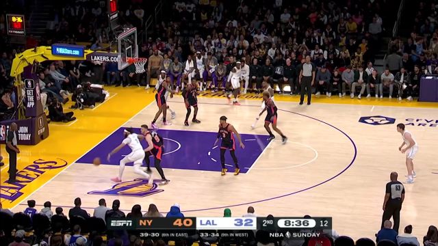 回顾尼克斯vs湖人交战记录 布伦森大战詹姆斯浓眉谁能笑到最后