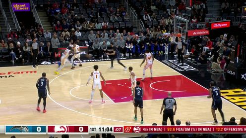 《NBA全场集锦》一点就飞可还行 班凯罗晃飞防守轻松上篮