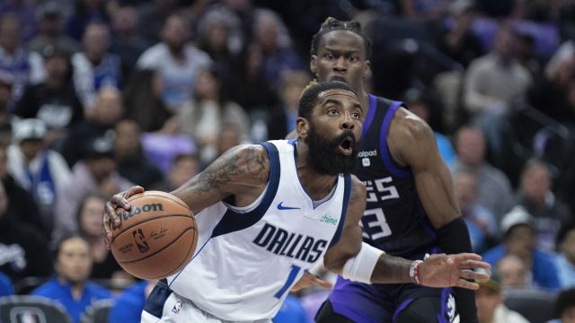 欧文vs国王集锦 全场拿下24分8助攻第三节爆发一波带走国王