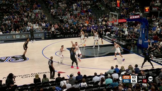 东契奇vs太阳集锦 挥动神奇魔法棒轰下41+9+11准三双
