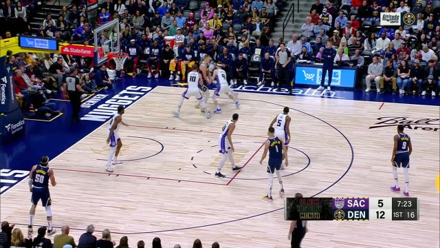 旋转跳跃我不停歇！约基奇梦幻脚步翻身跳投美如画