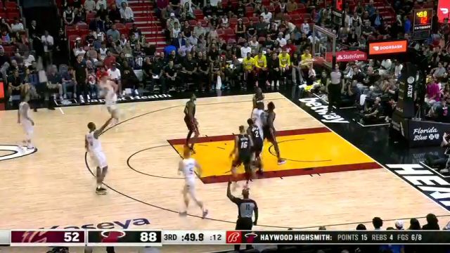 NBA常规赛：骑士vs热火第3节中文解说回放