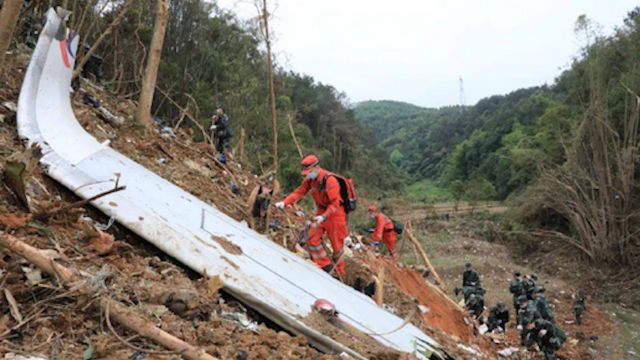 民航局通报“3ⷲ1”东航坠机事故致132人遇难调查进展:起飞前未发现异常