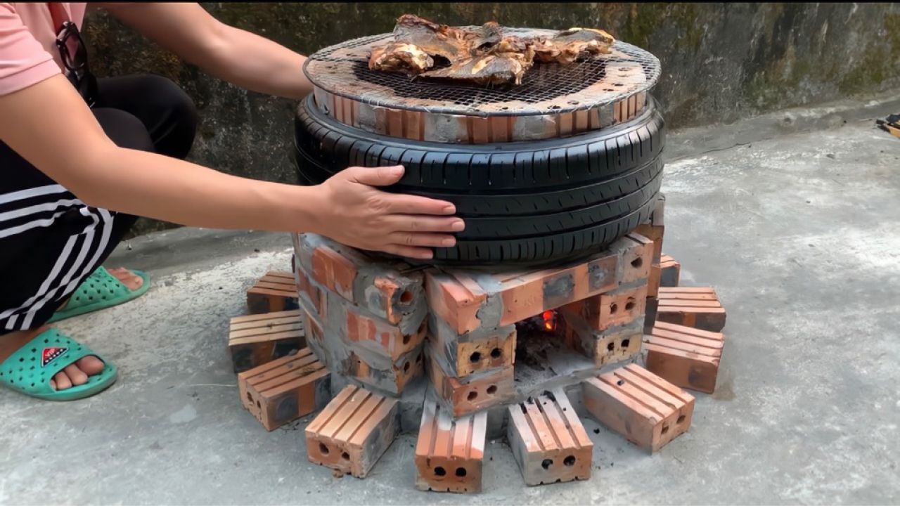 农村小伙用红砖水泥搭建的柴火灶简单实用又美观