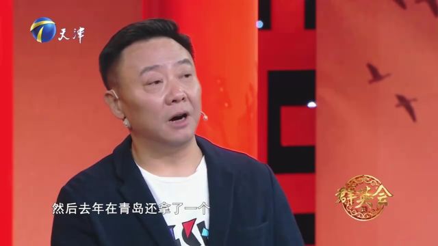 任正斌从小有个足球梦,自己没完成由小儿子来实现