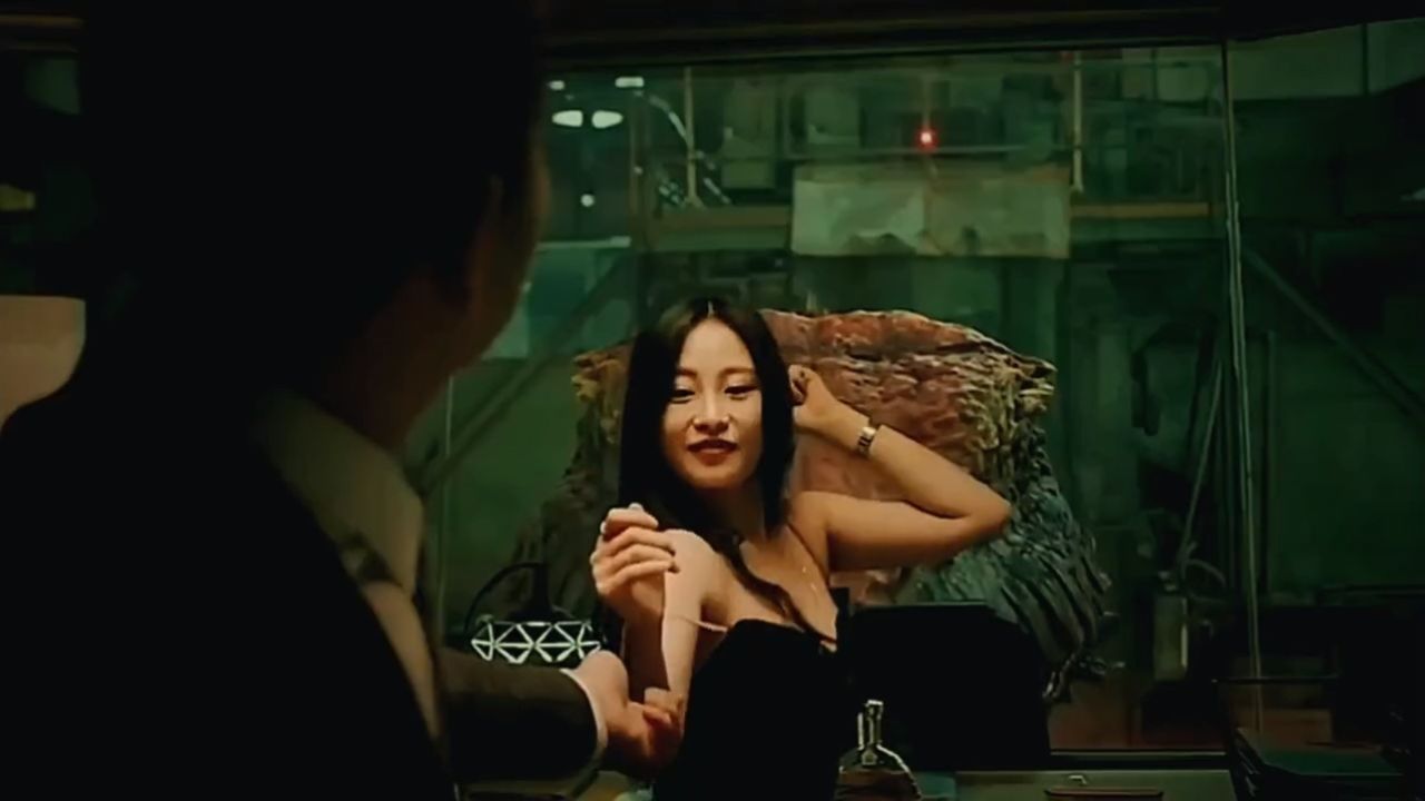 《人蛇大战》片段2