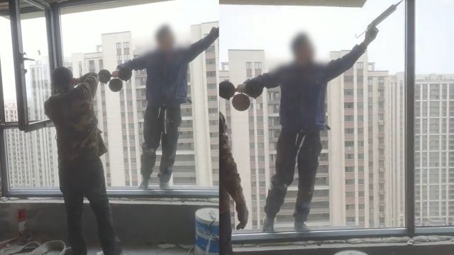 师傅拿吸玻璃器站21楼窗外,来回走动着打玻璃胶,业主心惊不敢喊