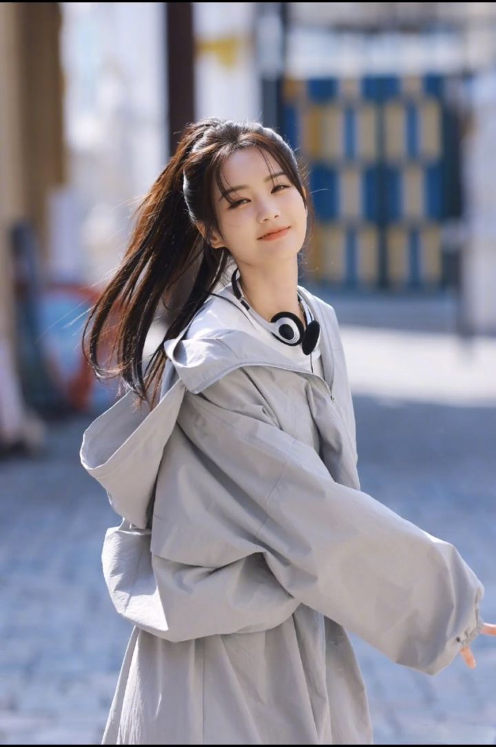 我的宝藏女孩李一桐 79 李一桐元气高马尾 79 元气少女 79 女大