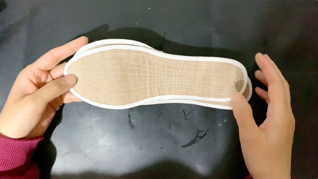 废旧衣服和鞋垫能做什么?改造一下,做成这个家人都喜欢用!