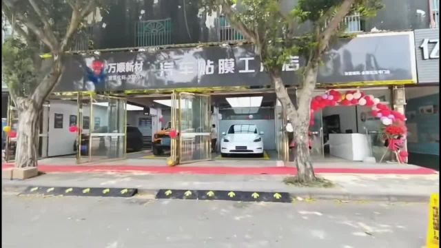 国牌万顺新材汽车膜,云南第131家形象店开业大吉