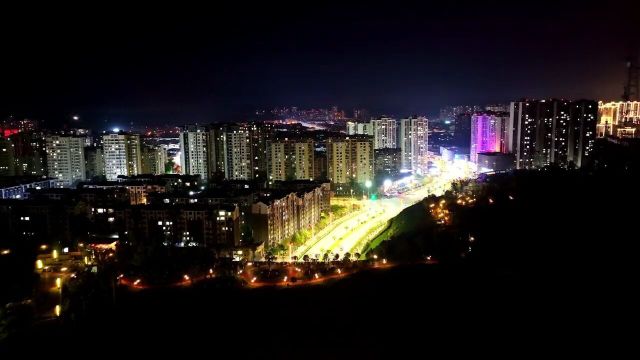 偶遇武胜县夜景,第一次被震撼到,这算广安最漂亮的夜景县城吗?#无人机航拍#广安#武胜#城市夜景#城市的夜晚#武胜