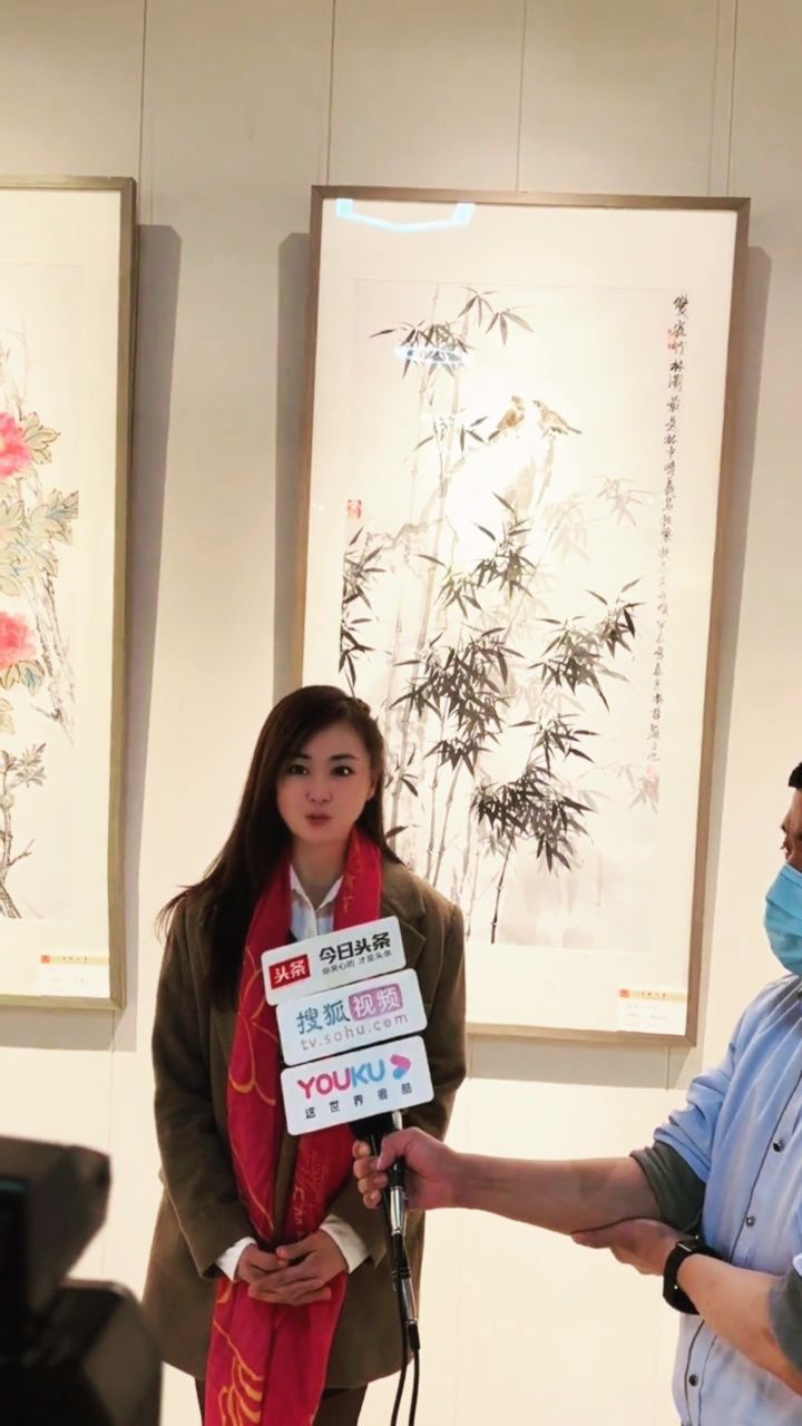 青年女画家杨梓国画作品《双雀竹林图》入选第十届素心若雪全国女画家