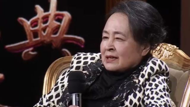 凌子风导演把《骆驼祥子》全组团结在一起,只为一个目标:成功!