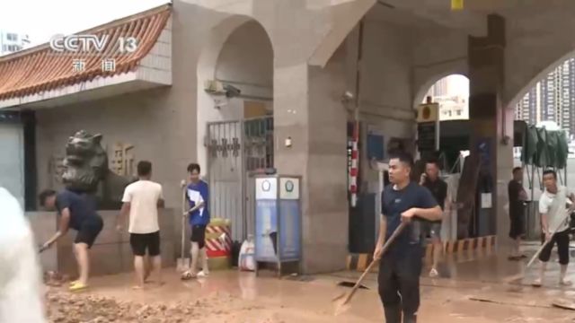 广西中医药大学明秀校区出现内涝,多部门紧急处置,目前内涝已基本消除