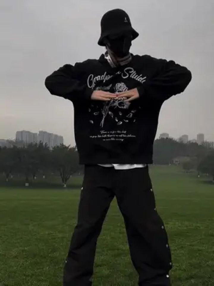 很喜欢下雨天 #popping震感舞 #氛围感 #各种popping都来上分了