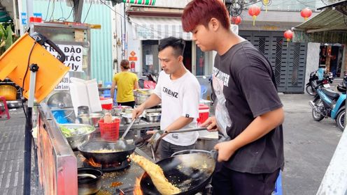越南街头烹饪传奇！父子组合展现传统美食魅力