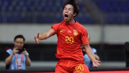 中国男足2-0韩国夺冠！刘诚宇个人梅开二度，冲击2030世界杯有望了
