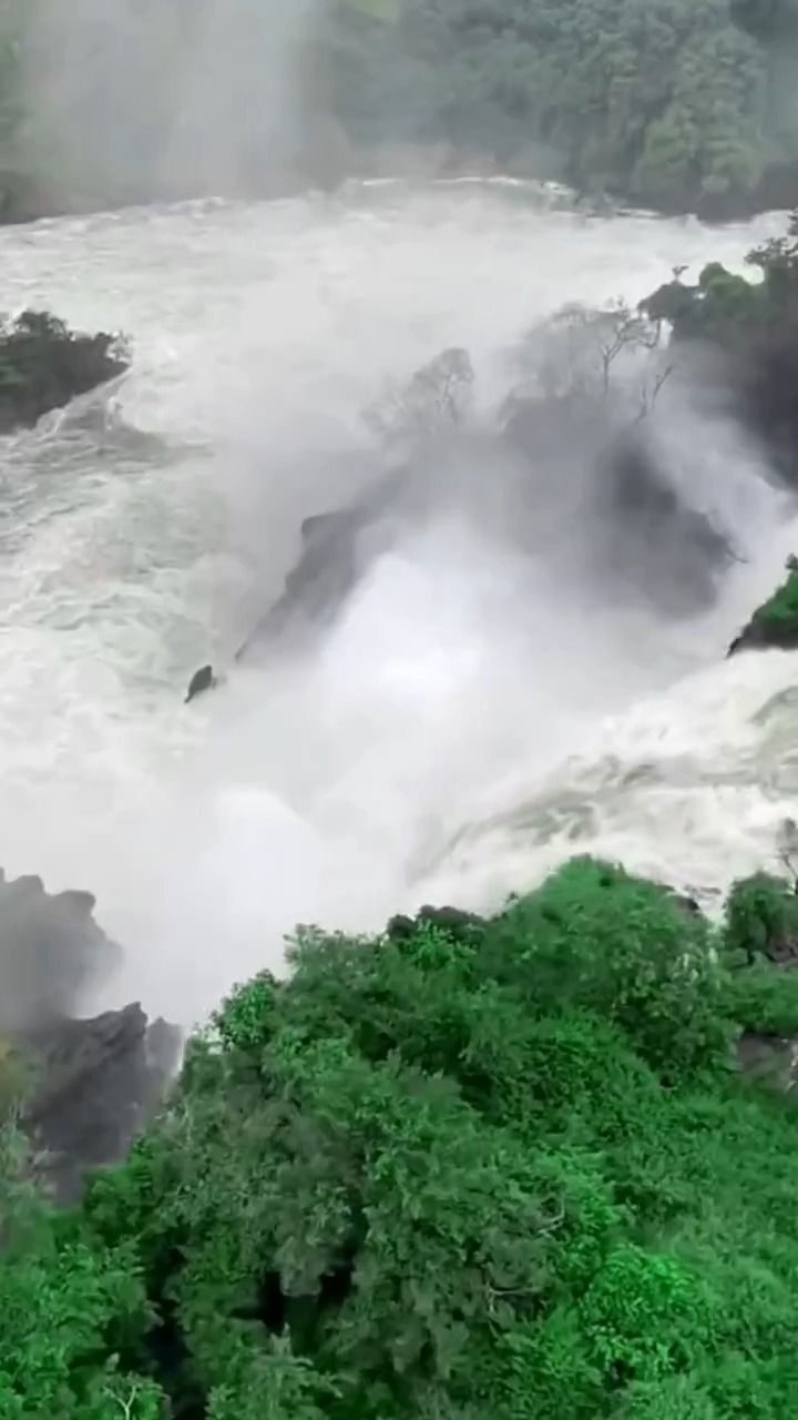 课本上《尼罗河》的时候,你才能真正感受到世界最长河流的汹涌澎湃!