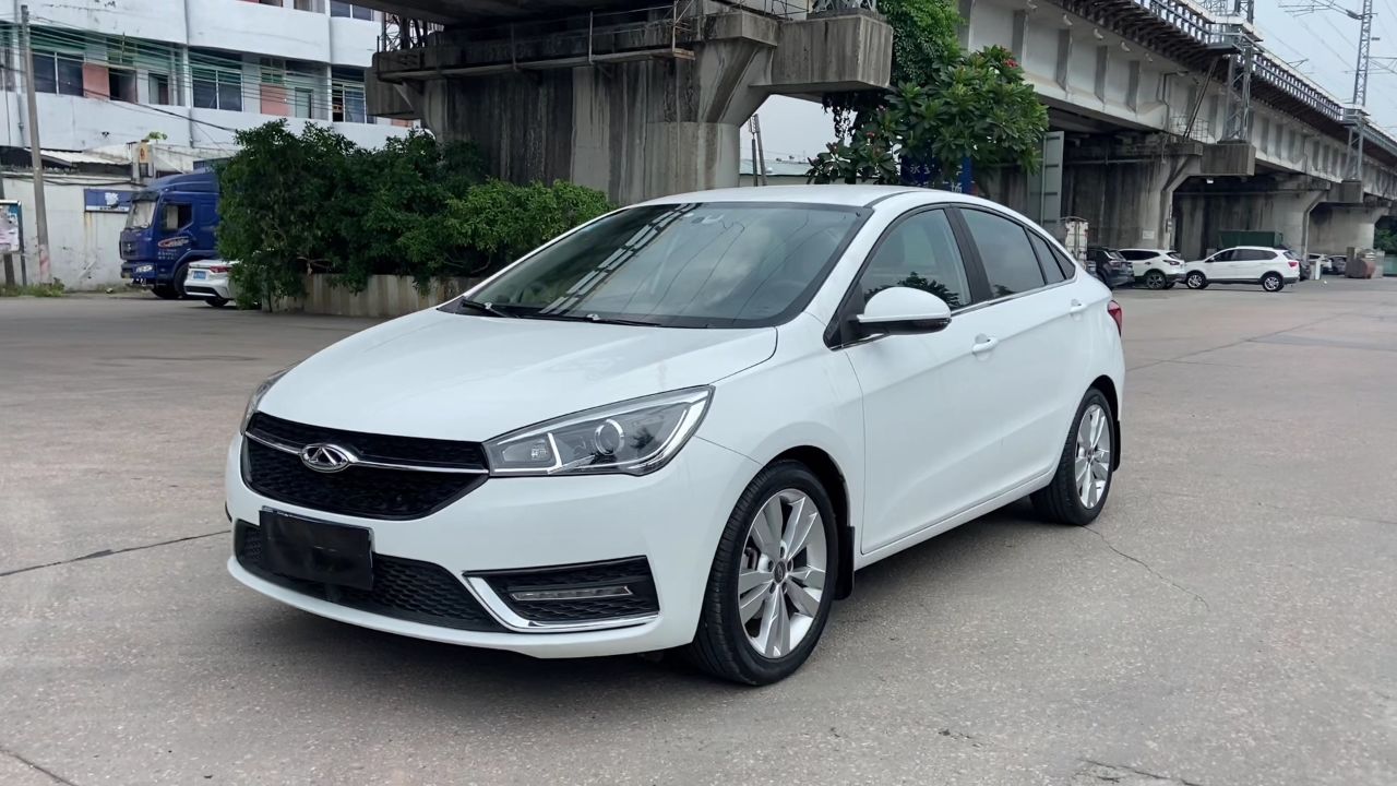 小伙有台奇瑞艾瑞泽5要卖