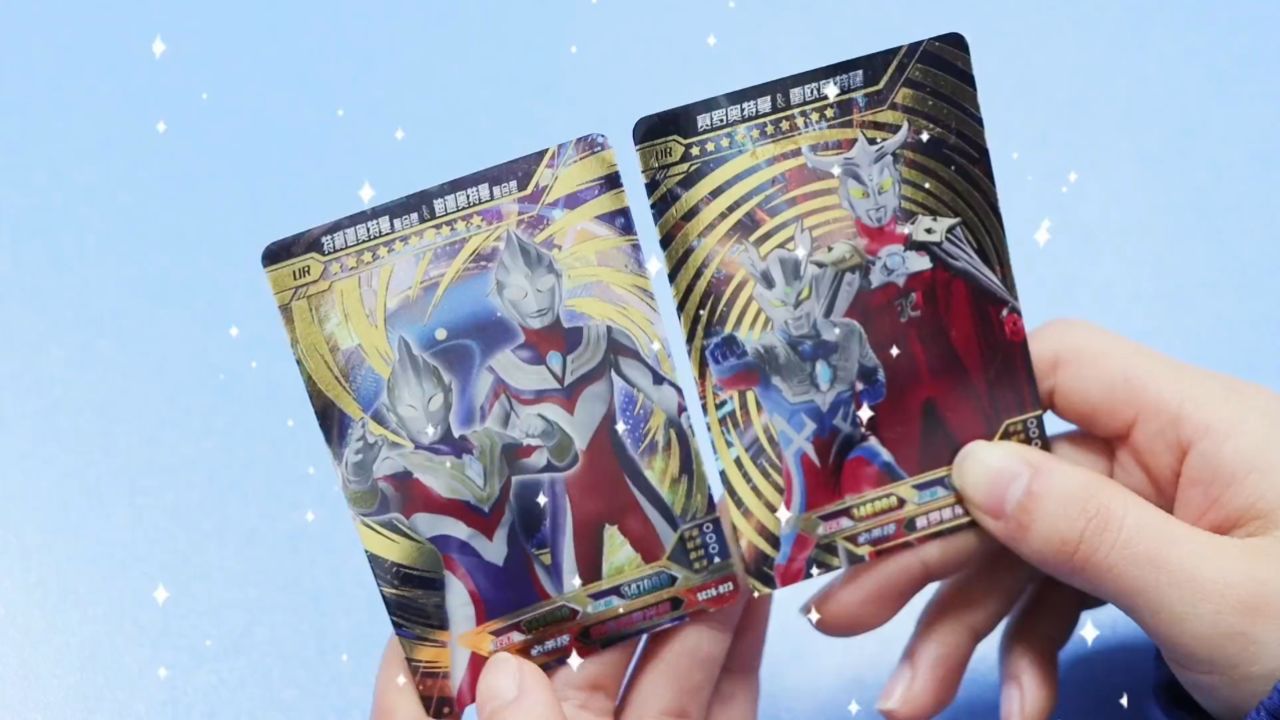 奥特曼卡牌开火车,小小用迪迦和特利迦的"兄弟卡"赢走全部卡牌