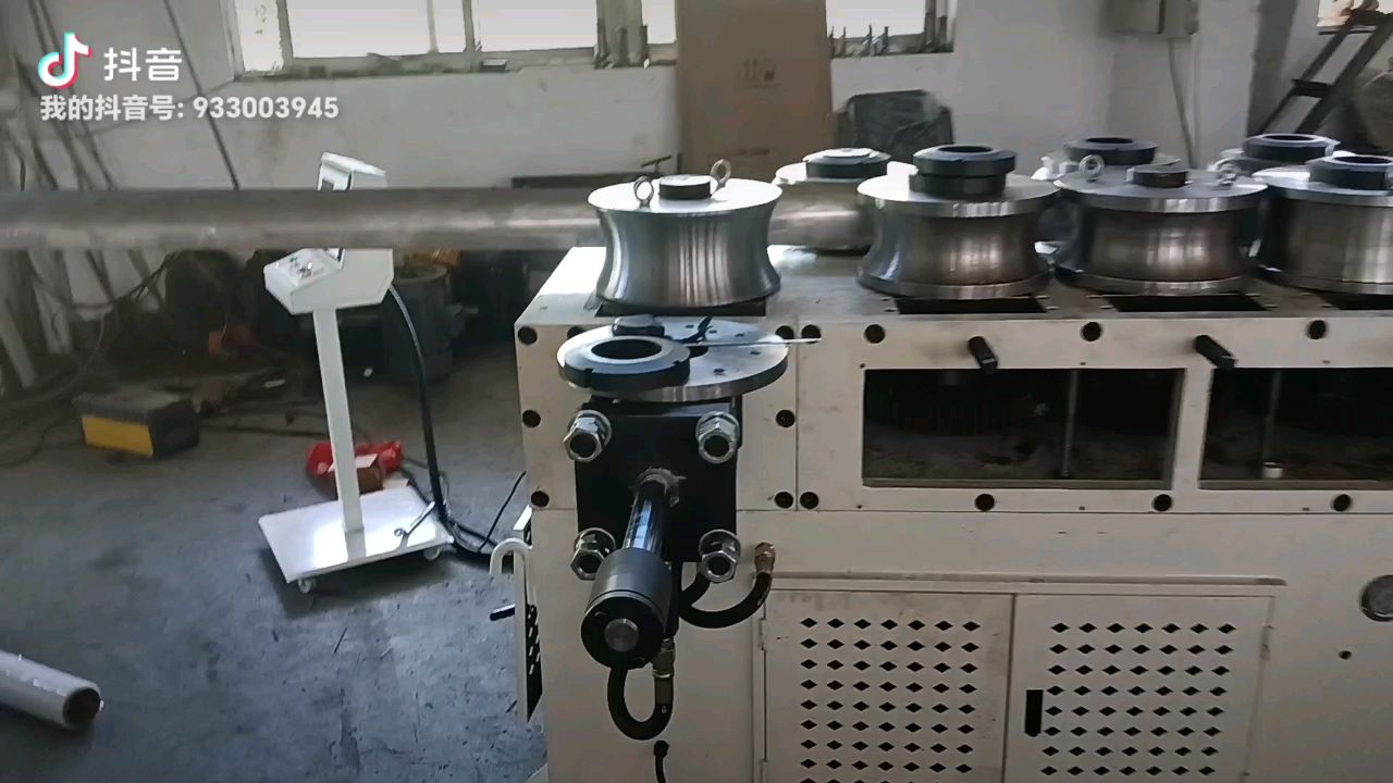 不锈钢铁皮一次成型半圆管后卷法兰圆圈机械设备,120扁铁扁钢滚圆机.