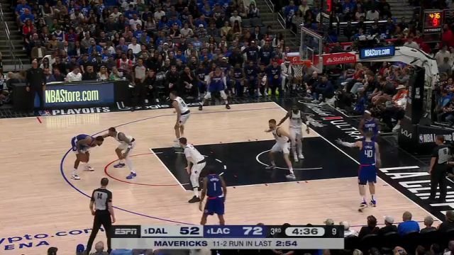 NBA常规赛：独行侠vs快船第3节英文原声回放