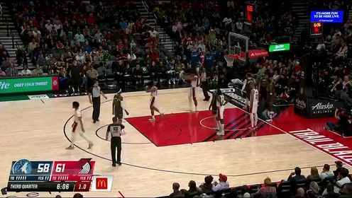 《波特兰开拓者》【回放】NBA常规赛：森林狼vs开拓者第3节英文原声回放