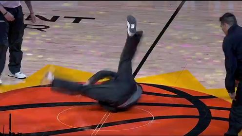 《菲尼克斯太阳》NBA常规赛：灰熊vs太阳第1节英文原声回放