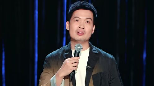 梁海源脱口秀专场：坐在角落的人_海源生动诠释“我吃苦和别人吃苦的区别”_腾讯视频