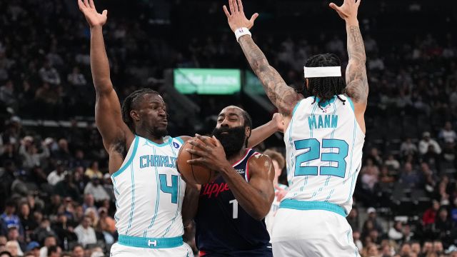 黄蜂vs快船五佳球 莱昂纳德失衡神仙2+1 哈登鬼魅背传秀翻全场