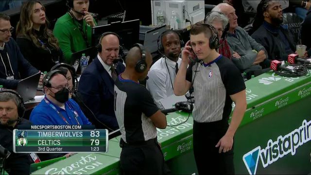 NBA常规赛：森林狼vs凯尔特人第3节英文原声回放