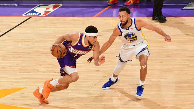 布克vs勇士集锦 砍下32+7状态火热率队取胜