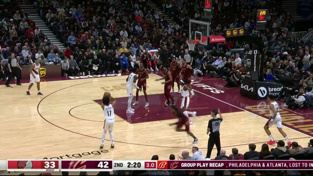 完全接管球队进攻！夏普内外结合一人连取七分