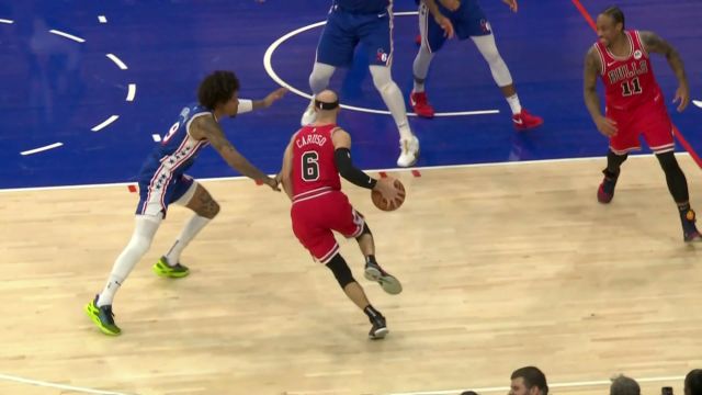 公牛97-110费城 恩比德轰30+三双76人主场轻取公牛