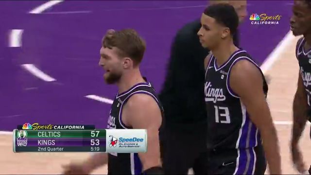 NBA常规赛：凯尔特人vs国王第2节英文原声回放