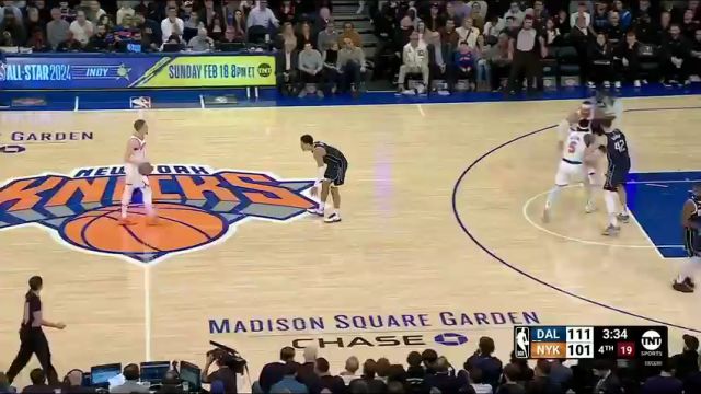 独行侠vs尼克斯第4节中文解说回放